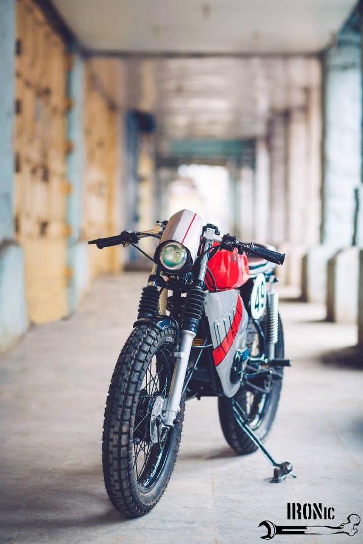 ironic-engineerings-yamaha-rx100-cafe-racer-1