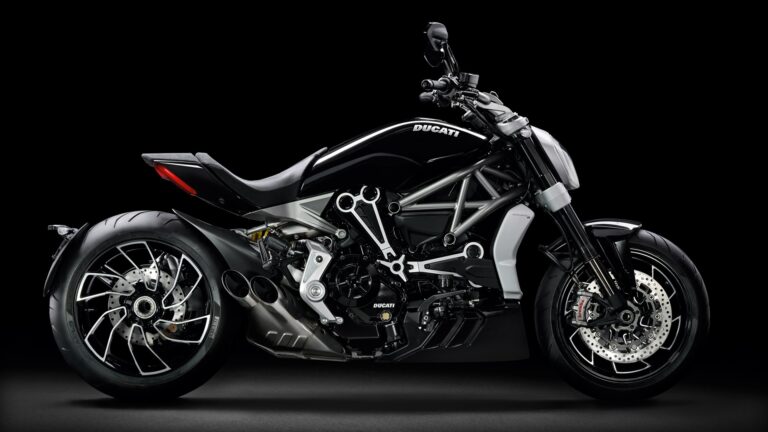 XDiavel s_2016_Studio_C01_1920x1080