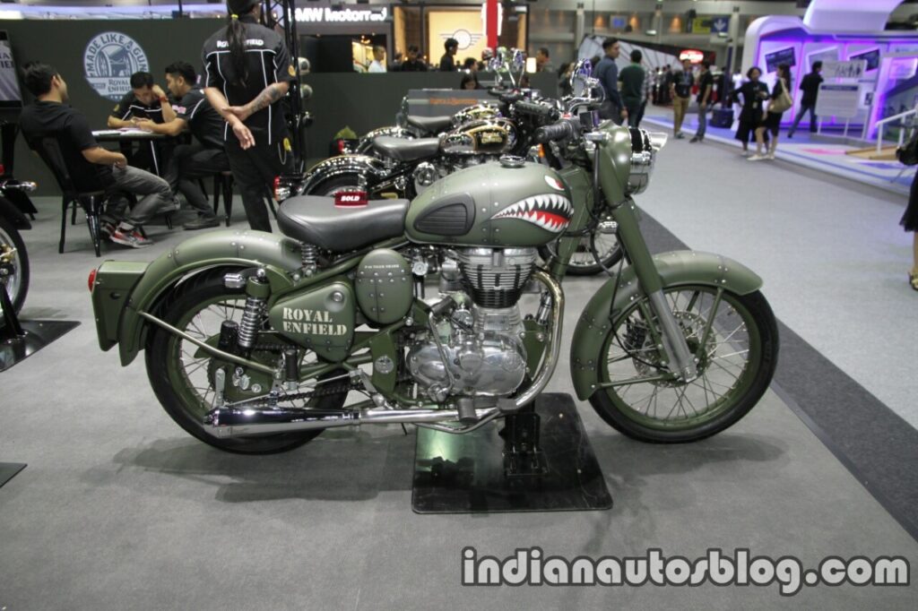 royal-enfield-classic-battle-green-p-40-tiger-shark-side-at-thai-motor-expo