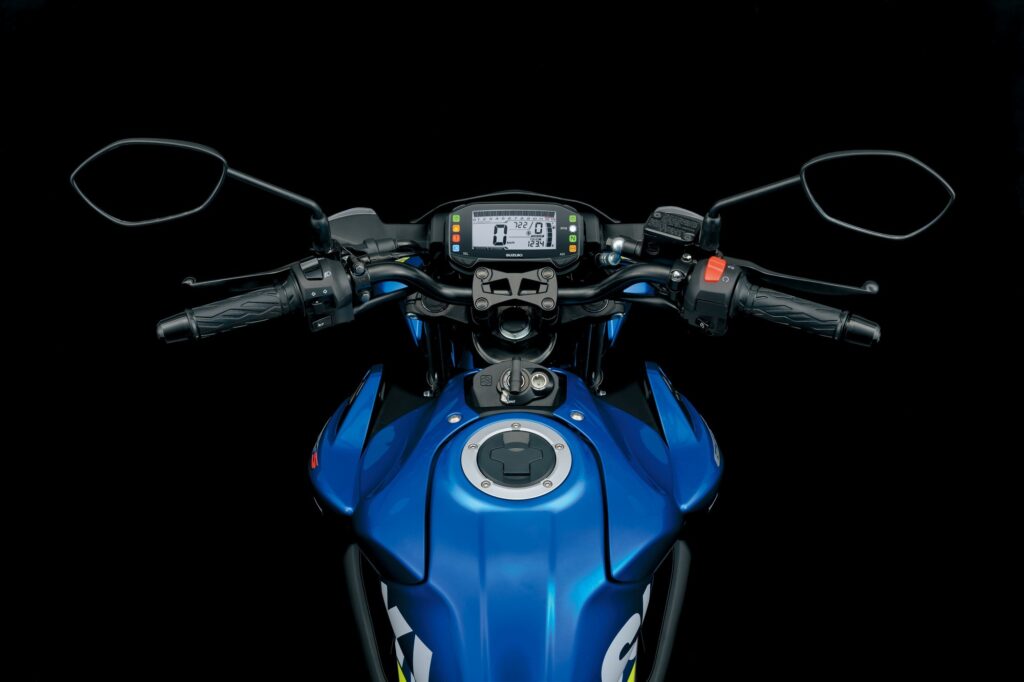 suzuki_gsx-s125_2017_14