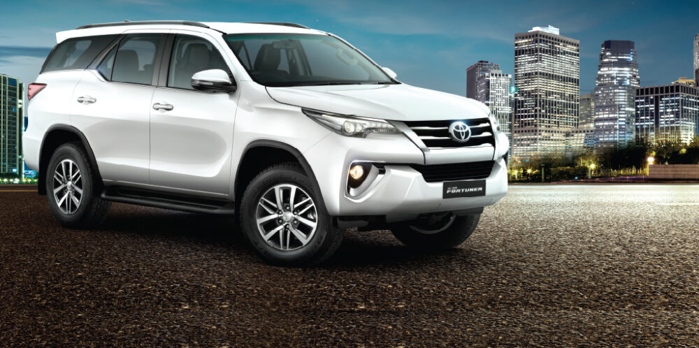 Тойота fortuner 2017