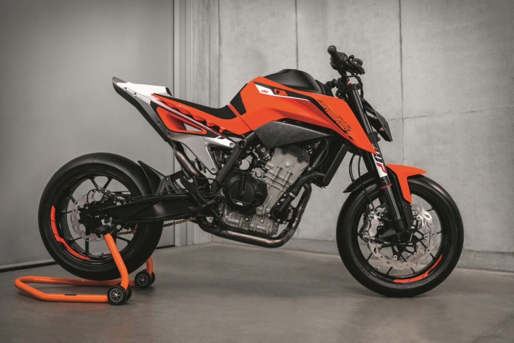 ktm-790-duke-prototype-eicma-05