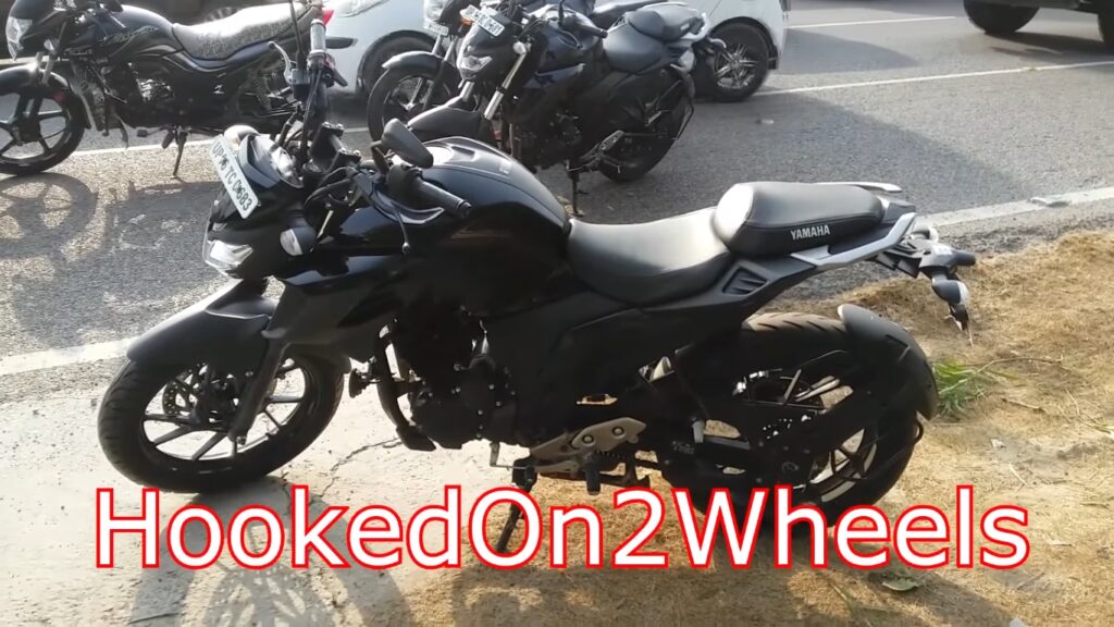 yamaha-fz2017-walk-around-2