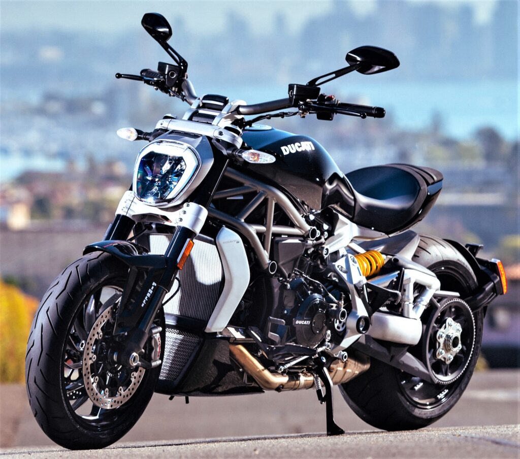 2016-ducati-xdiavel-beauty-2244