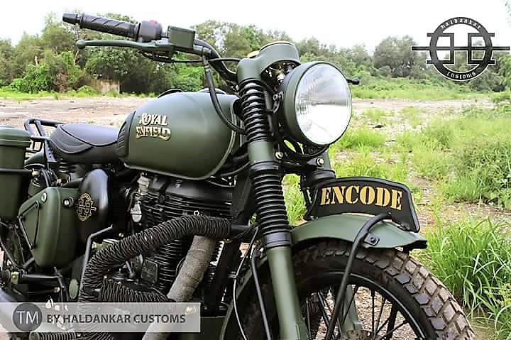 Battle Green Royal Enfield Classic 350 Encode