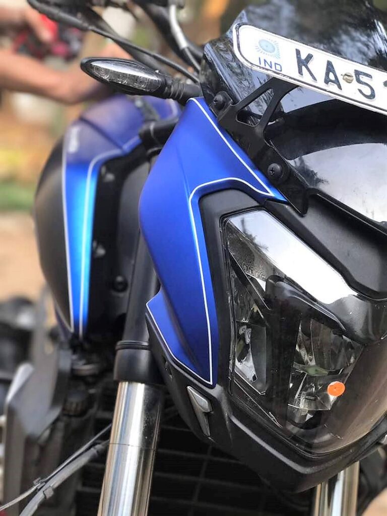 Blue-Bajaj-Dominar-WrapCraft-4