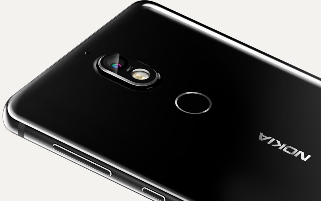 Nokia 7 Closeup