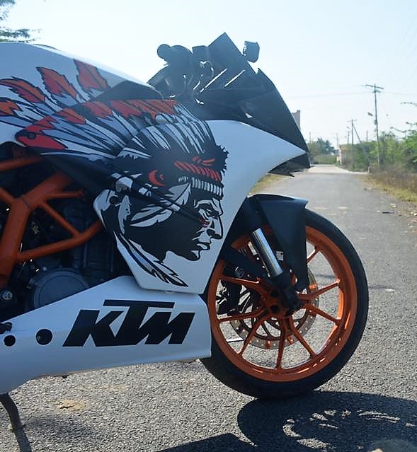 KTM RC 200 Red Indian Edition