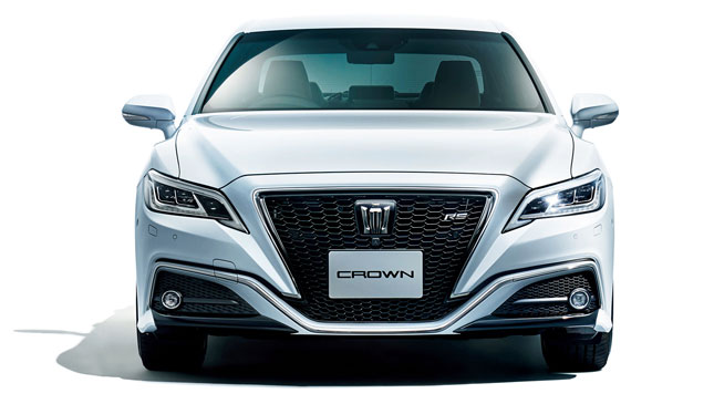 Toyota crown 2018 года