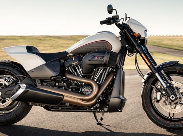 Harley-Davidson FXDR 114