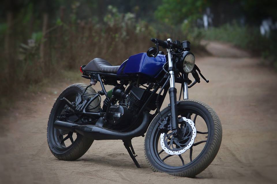 Perfectly Modified Yamaha RX135 Cafe Racer by Shivshahi 