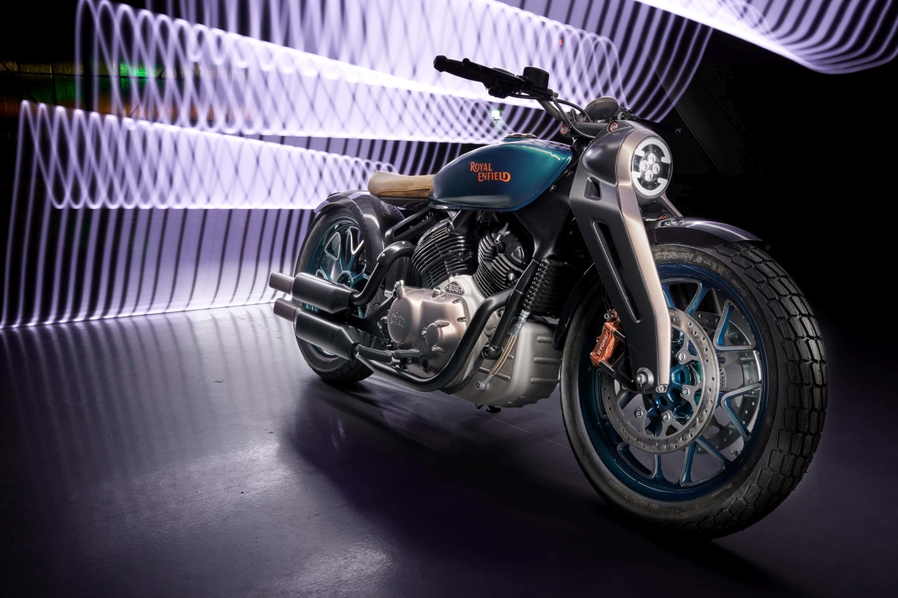 Walkaround Video of Royal Enfield Concept KX Bobber 838 