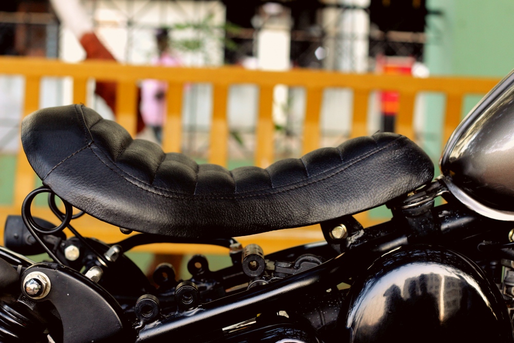 Royal Enfield Throttle