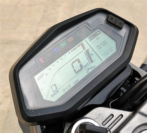 hero xpulse 200t meter