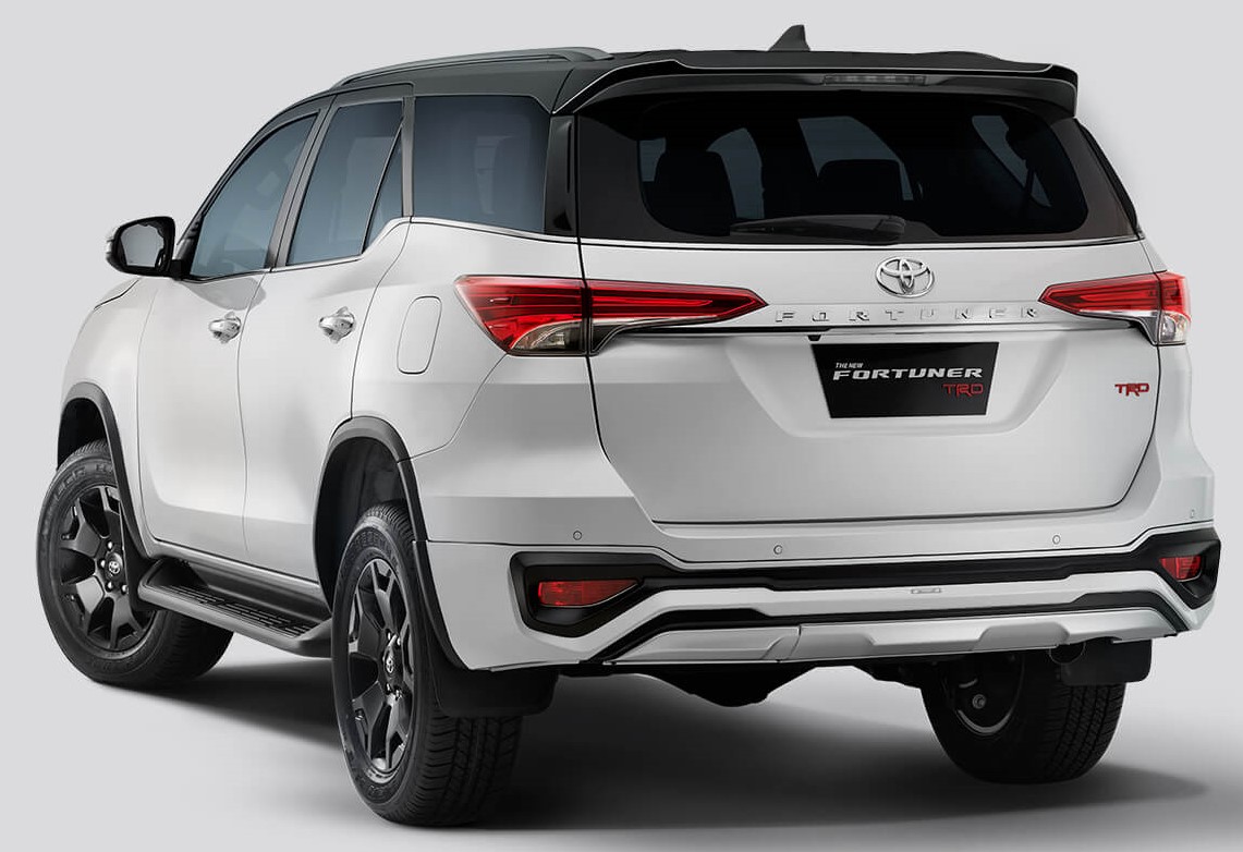 Toyota fortuner trd pro