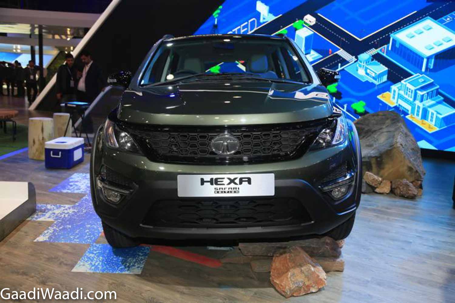 BS6 Tata Hexa Safari Edition Front View