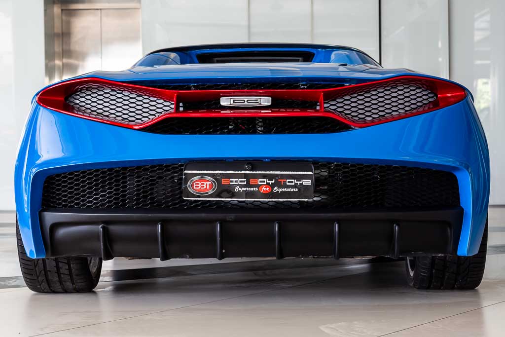 DC Avanti Roadster