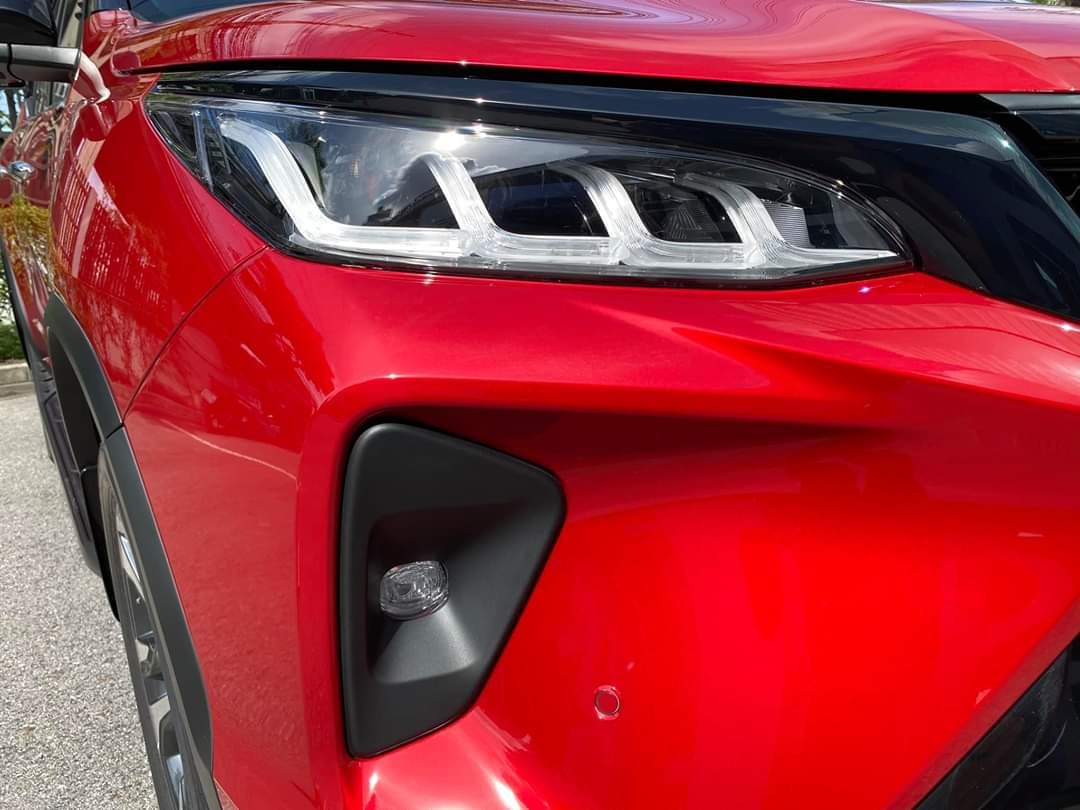 Emotional Red Toyota Fortuner Legender