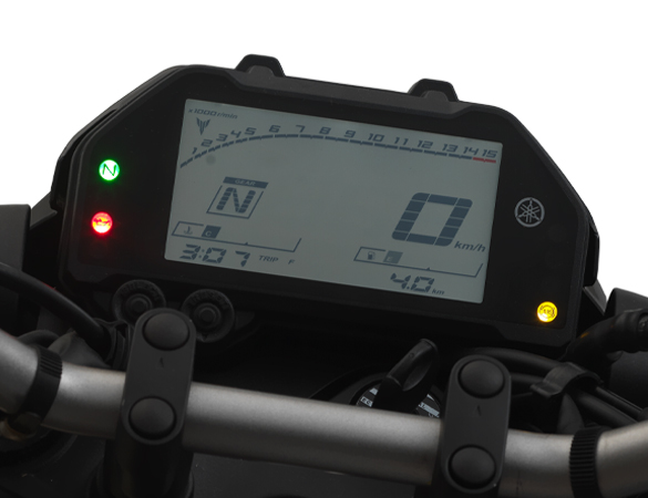 2021 Yamaha MT-25 First Edition Console