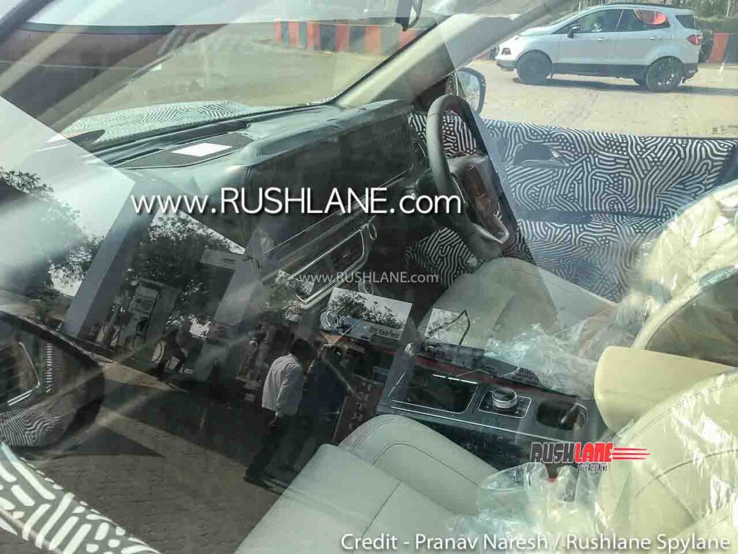 2021 Mahindra XUV500 Spotted