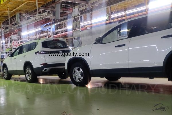 2021 Tata Safari Spotted Undisguised